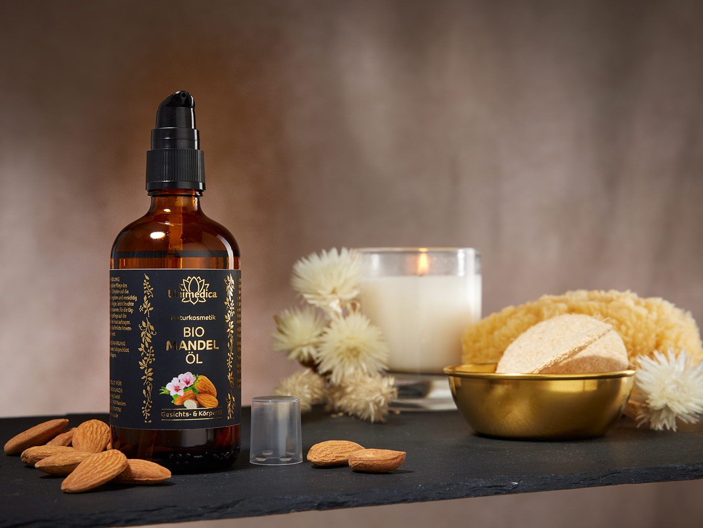 Organic Almond Oil - face and body oil - 100 ml - from Unimedica